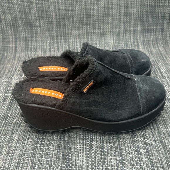 NWOB🍍 Rocket Dog FRAN Black Nubuck Clogs Platform Wedge Faux Fur Shoes SZ 8🍍 - Picture 1 of 4